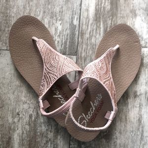 Sketchers yoga foam Sandler rose pink with bling! New